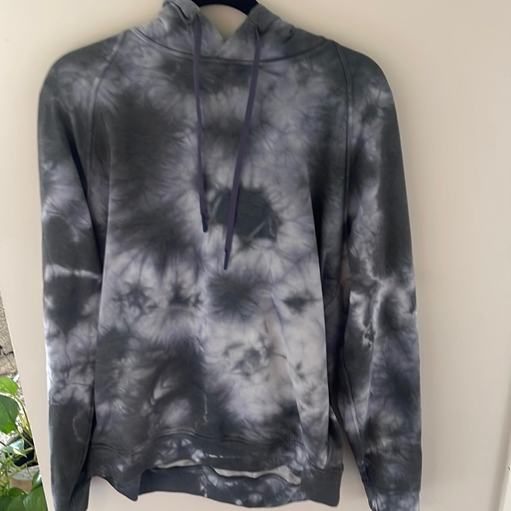 Lululemon tie dye hoodie sweater
